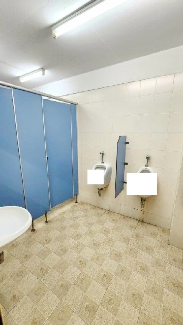 รวมค่าไฟน้ำ แอร์ เครื่องใช้สำนักงาน รร.เลิศหล้านานาชาติ 1.8 กม. พื้นที่สำนักงานชั้น 1 อาคารพาณิชย์ 4 ชั้น หลังมุม 128 ตร.ม. 4น้ำ พร้อมเฟอร์