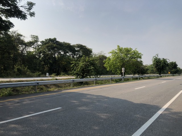 สนใจทรัพย์ดีราคาเงื่อนไขคุยตรงเจ้าของได้ เมืองบ้านตากจังหวัดตาก  3-1-40 ไร่ ติดถนนเอเซีย AH1 ติดถนนพหลโยธิน ไร่ 3ลบ. โทร 096-8821857