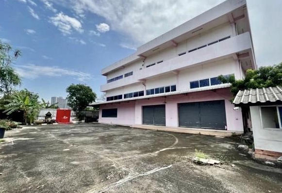 ให้เช่าและขาย โรงงานการ์เมนท์  เนื้อที่ 377 ตรว ราษฎร์บูรณะ 48