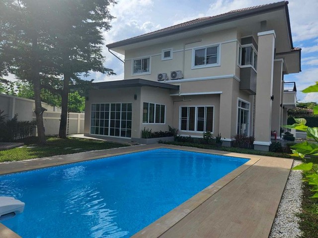 ให้เช่าบ้านเดี่ยวหลังใหญ่ 2 ชั้น สภาพใหม่ แปลงมุม กุลพันธ์วิลล์ สันกำแพง