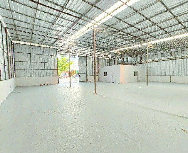 วัดโพธิ์แจ้ 4.3 กม.ให้เช่าโกดัง ออฟฟิศ 1 ชั้น 336 ตร.ม.84 ตร.วา โชว์รูม ทำเลดี 1 นอน 1น้ำ รร.ทานตะวันไตรภาษา 3.1 กม. เอกชัย แคราย พระราม2