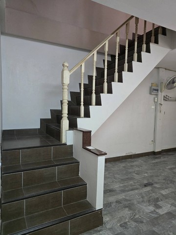 townhome - 17 ตารางวา 0 Ngan 0 Rai 2ห้องนอน2น้ำ 1700000 THAI BAHT ไม่ไกลจาก - ศูนย์ราชการแจ้งวัฒนะ - รร. หอวัง นนทบุรี - โรบินสัน ศรีสมาน -โรงเรียน พหฤทัย นนทบุรี -โรงงานซันมิเกล ราคางาม หน้าบ้านไม่ชนใคร อยุ่ต้นซอย