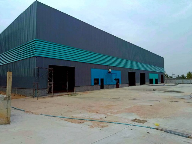 ให้เช่าโกดังคลังสินค้าพัทยาชลบุรี  2000  ตรม.สามารถทำการผลิตได้  ห้ามมีสารเคมี เดินทางสะดวก ติดมอเตอร์เวย์