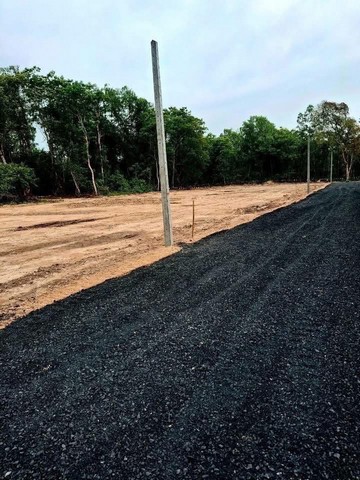 โฉนดครุฑแดง ป่าขะ บ้านนา  นครนายก ติดถนน น้ำไฟ พร้อม ใกล้แหล่งชุมชน