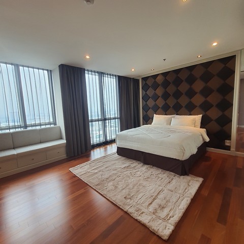 HR2500ห้องพักสุดหรู Penthouse Duplex 2 ชั้น ที่ The Four Wings Residence Srinakarin