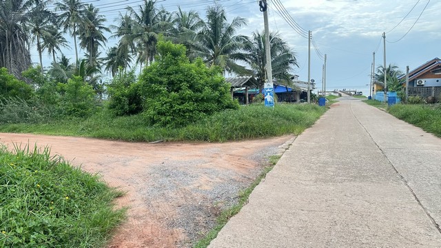 ที่วิวสวยมีไว้ไม่ผิดหวัง  หาดบางเบิด 10-3-74 ไร่ ไร่ล่ะ 1.5 ลบ.โฉนด พร้อมโอน ทัศนียภาพงดงาม สวยวิวดีหายากทำเลเยี่ยมคุยง่ายต่อได้ 0968821857