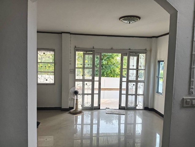 ที่วิวสวยมีไว้ไม่ผิดหวัง  บ้าน2 ชั้น 90 ตร.วา บ ต.บ้านใหม่  อ.บางใหญ่ จ.นนทบุรี ขาย 5.3 ลบ.  เช่า 30,000 บาท/เดือน 