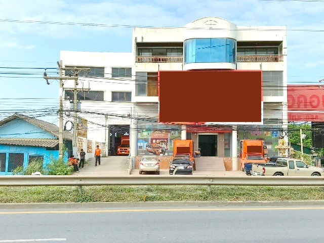 สนามกอล์ฟสระบุรีคันทรีคลับ 5.9 กม. ให้เช่า-ขายอาคารพาณิชย์ 3 ชั้นขนาดใหญ่ ทำเลเด่น ติดถนนใหญ่ 490 ตร.วา.1,990 ตร.ม.โครงสร้างแข็งแรง 