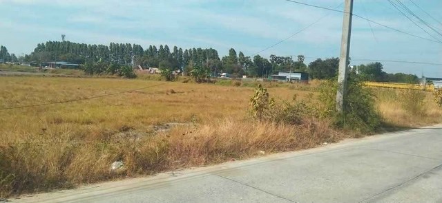 ขายที่ดินอมตะนครเฟส10 พานทองชลบุรี บนเนื้อ​ที่​ 14​ ไร่​ และ​ 6​  ไร่ ผังม่วงลาย