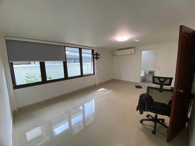 HR2505ขายบ้านเดี่ยว เนื้อที่ 102 ตรว. ย่านอินทามระ เดินทางสะดวก ใกล้ทางด่วน ไม่ไกลจาก MRT สถานีสุทธิสาร และ BTS สะพานควาย