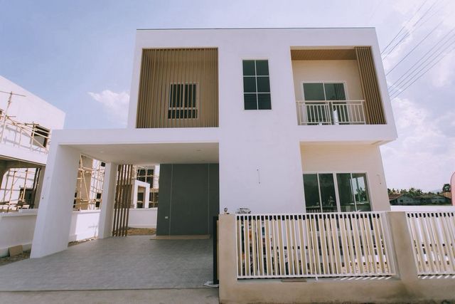 ราคาเริ่มต้น Pre-Sale 2.xx ล้าน บ้านเดี่ยว 2 ชั้น สไตล์ #Modern #Minimalist สันทราย บรรยากาศเป็นธรรมชาติ