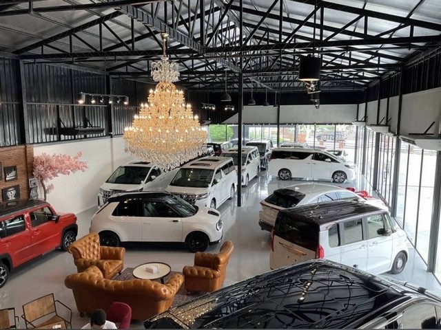 โชว์รูมพร้อมที่ดิน ติดถนนประเสริฐมนูญกิจ ตั้งอยู่บนทำเลทอง ทำเลที่มีศักยภาพ