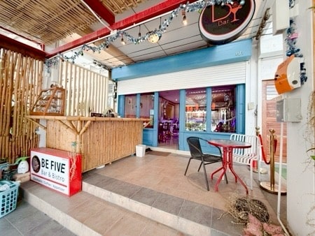 ห้องชั้น 1 ว่างให้เช่า เหมาะสำหรับทำธุรกิจร้านอาหาร คาเฟ่ ตั้งอยู่ใกล้ฟิชเชอร์แมน ต.บ่อผุด อ.เกาะสมุย จ.สุราษฏร์ฯ