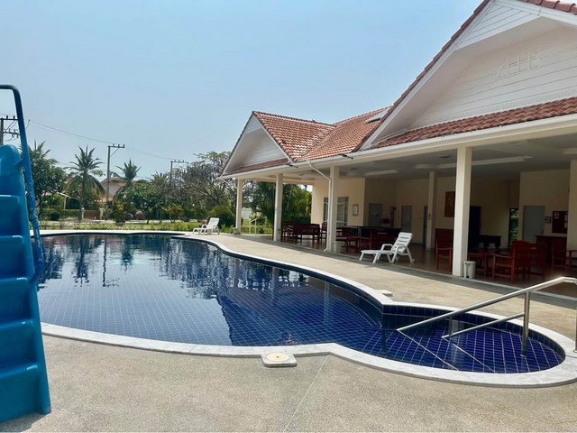 ขายบ้านพูลวิลล่า  พร้อมห้องซาวน่า อ.ชะอำ จ.เพชรบุรี