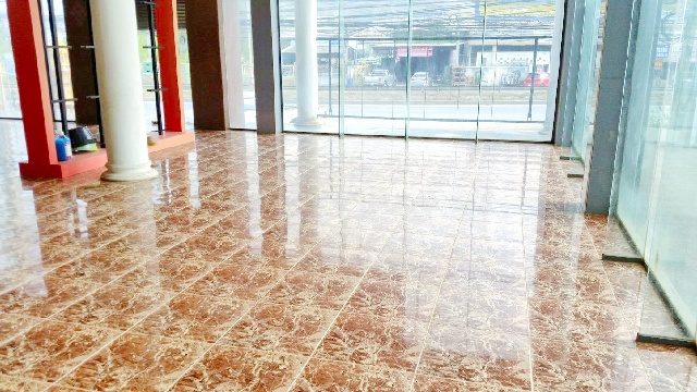 ให้เช่า-ขายอาคารพาณิชย์ 3 ชั้นขนาดใหญ่ ตลาดหินกอง 2.7 กม.ทำเลเด่น ติดถนนใหญ่ 481 ตร.วา.1,924 ตร.ม.โครงสร้างแข็งแรง