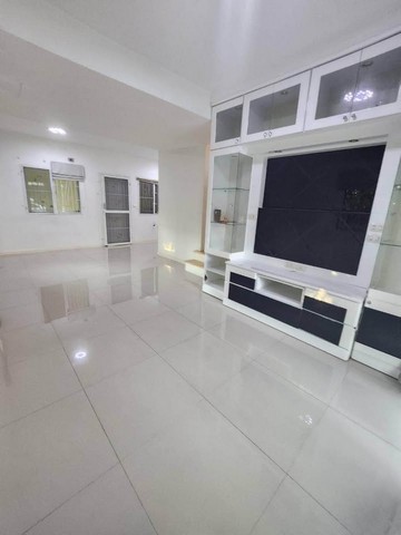 ขายถูกกทาวน์เฮ้าส์ 2 ชั้น หมู่บ้านพฤกษา วิลล์ 62/2 นิมิตใหม่  ขนาด 41.8 ตรว. 3 นอน 2 น้ำ บ้านสวย บ้านเปล่า  ใกล้ รถไฟฟ้าสีชมพู (มีนบุรี)