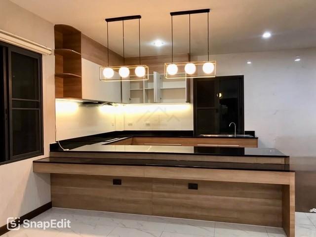 ให้เช่าโฮมออฟฟิศ 3 ชั้น 730 ตรม. ถนนสุขุมวิท 71 ซอยปรีดีพนมยงค์ 26 ใกล้ BTS พระโขนง