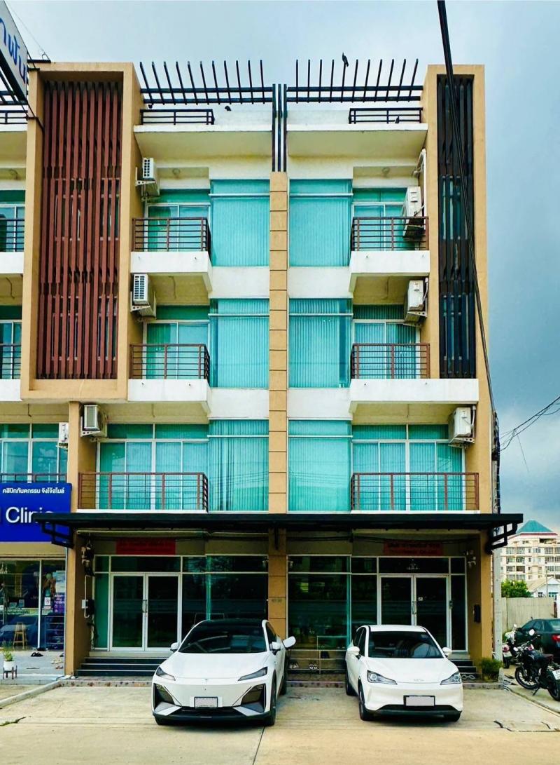 ขายด่วน ตึกแถว 4 ชั้น 2 คูหา ห้องมุม ติดถนนคลองหลวง หน้าวัดพระธรรมกาย  