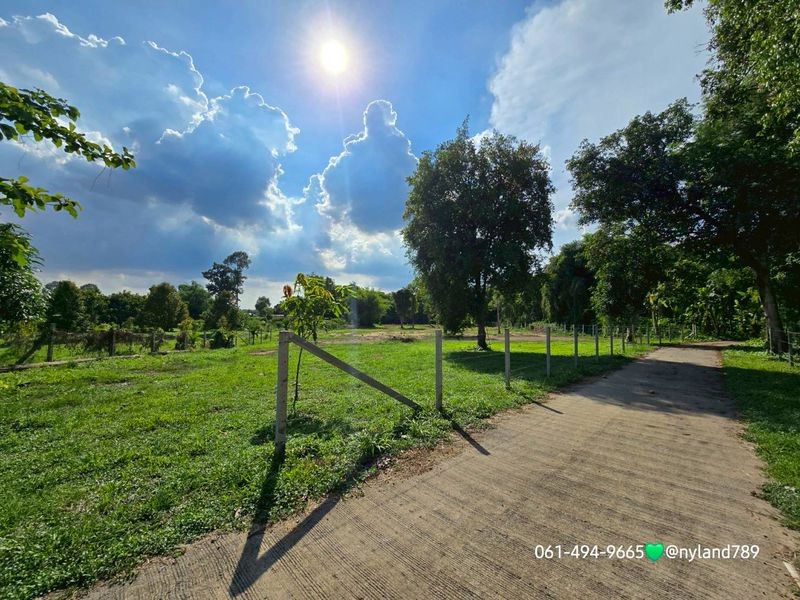 ขายที่สวยติดแม่น้ำนครนายก ต.สาริกา ที่สวยไม่ต้องถม การเดินทางสะดวก ขายยกแปลง รวมโอน