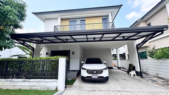 โรบินสัน ลาดกระบัง 5.3 กม.กิ่งแก้ว APL สุวรรณภูมิ 4.1 กม.ให้เช่าบ้านเดี่ยว 2ชั้น เซนโทร 59ตร.วา.259 ตร.ม.อ่อนนุช-สุวรรณภูมิ  5นอน 5น้ำ 