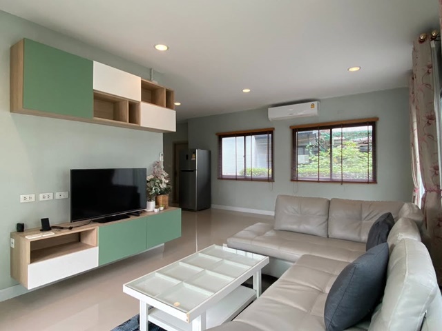 โรงงานโตโยต้า บ้านโพธิ์ 300ม.กฟภ.ฉะเชิงเทรา 300ม.ให้เช่าบ้านเดี่ยว 2 ชั้น หลังใหญ่ 66 ตร.วา. ถ.ฉะเชิงเทรา-บางปะกง PTT แปดริ้ว 300ม.