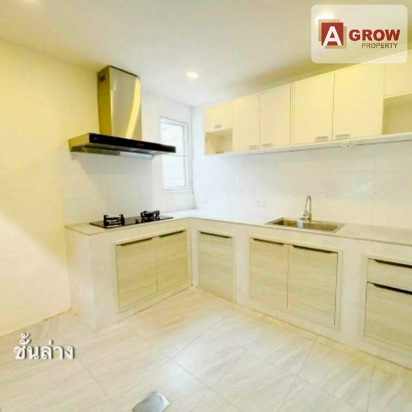 โครงการบ้านกลางเมือง สวนหลวง บ้านหลังมุม เป็นโซนสร้างใหม่ของหมู่บ้าน พร้อมเข้าอยู่