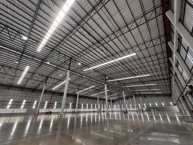 ให้เช่า โกดังขนาด 9,792 ตรม. ใกล้ท่าเรือแหลมฉบัง ชลบุรี  ผังสีส้มจุด สามารถทำโรงงานประกอบได้