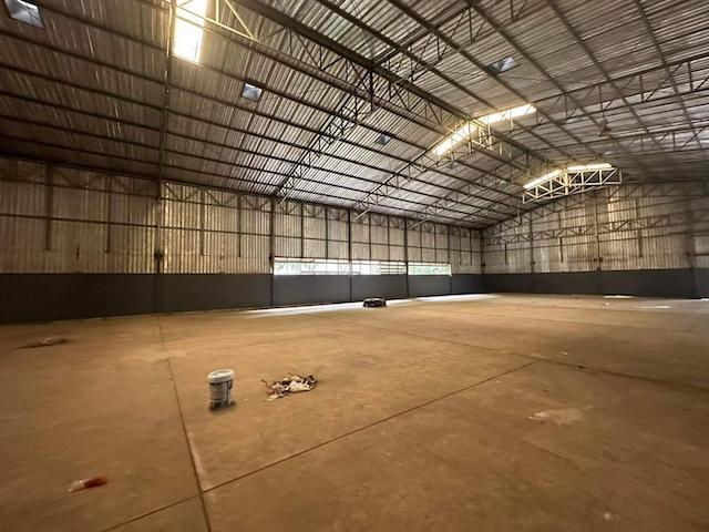 ให้เช่าโกดัง 1,200 ตรม. จำนวน 2 หลัง รถใหญ่เข้า-ออกได้ ใกล้ตลาดไท ปทุมธานี