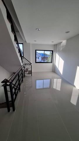 ให้เช่าอาคารพาณิชย์ 3 ชั้น 30.41 ตรว. ย่านพระราม 5 นครอินทร์ ใกล้ตลาดสด พระราม 5