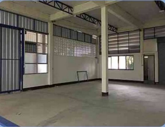 ให้เช่าโกดังอยู่ถนนเกษตรนวมินทร์ เลียบด่วนเอกมัยรามอินทรา เขตบึงกุ่ม กรุงเทพ