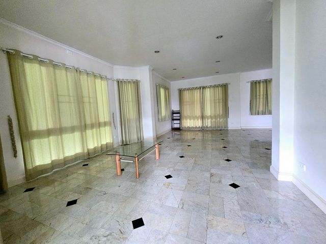 ขาย 3.79 ล้าน 74 ตรว. บ้านเดี่ยว 2 ชั้น นนนิภา แม่โจ้ หลังใหญ่ เนื้อที่กว้าง เฟอร์นิเจอร์ครบ ต่อเติมเต็มพื้นที่ ซื้ออยู่เองหรือปล่อยเช่าได้