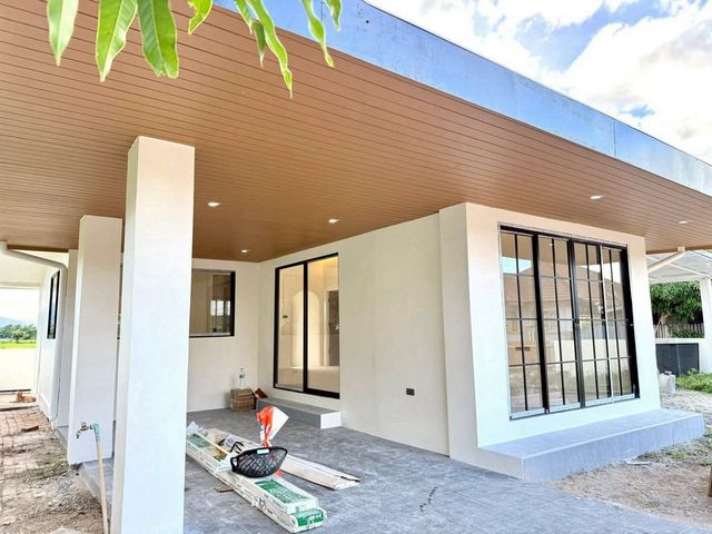 ขายเพียง 2.89 ล้าน 64 ตรว. – #สันป่าเปา #สันทราย #รีโนเวทใหม่ทั้งหลัง #หลังมุม #วิวดอย – ทุ่งนา บรรยากาศดี พร้อมเข้าอยู่!