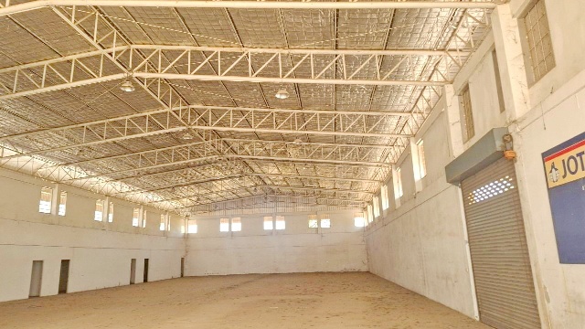 โรงแรมฟอร์จูน ริเวอร์วิว 2.7กม.เทคนิคชัยภูมิ 1.9กม.ให้เช่าโกดังขนาดใหญ่ พร้อมออฟฟิศ 2 ชั้น  1,200 ตร.ม.300 ตร.วา.ตลาดสดเทศบาล 1.5 กม