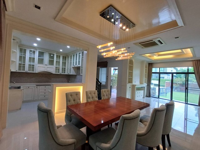 ให้เช่าบ้าน 3 ชั้นหลังมุม 5 นอน ย่านเลียบด่วน 128 ตรว. นาราสิริ ไฮด์อเวย์ Narasiri Hideaway โยธินพัฒนา3 ใกล้เลียบด่วน ใกล้เซนทรัลอิสวิลล์