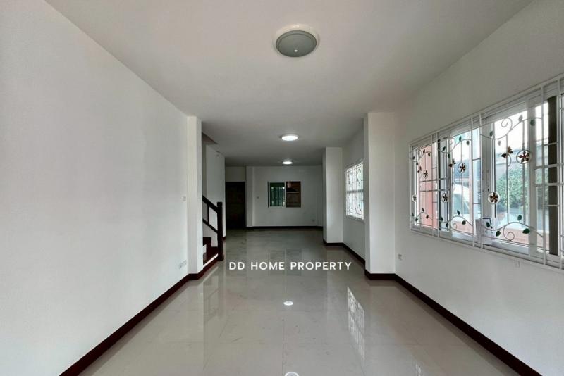 ขายหมู่บ้านเจ้าพระยาทาวน์ ราชพฤกษ์-รัตนาธิเบศร์ หลังมุม (DD002019)