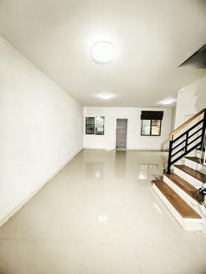 ขายทาวน์โฮม 2ชั้น 22.1 ตร.ว ม.พลีโน่ รามอินทรา-วงแหวน ใกล้ทางด่วนจตุโชติ ถ.คู่ขนานกาญจนาภิเษก