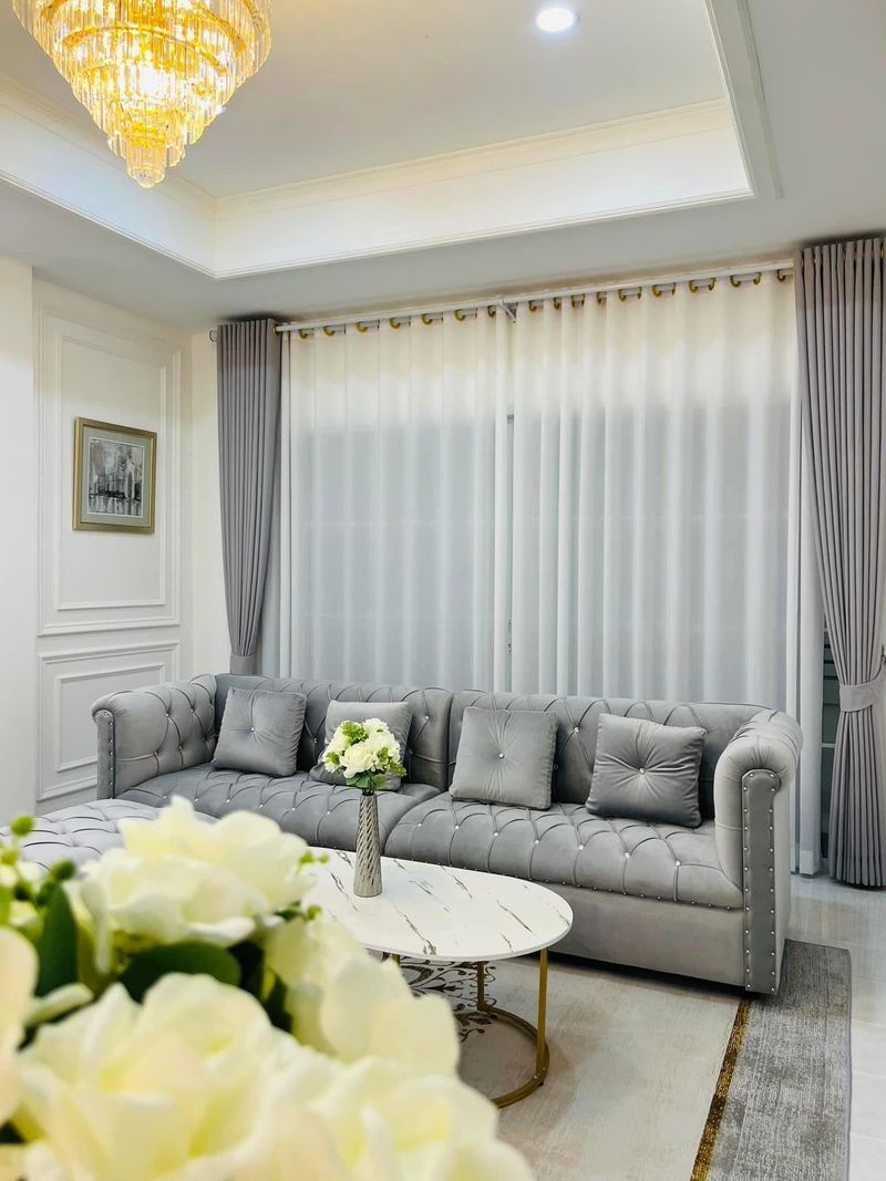 บ้านพลูวิลล่าอยู่ในหมู่บ้าน มาบประชัน  แถมเฟอร์นิเจอร์  พร้อมอยู่