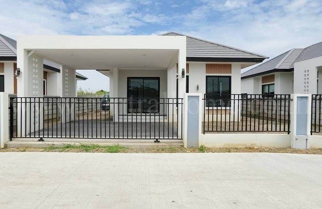 บ้านเดี่ยว ไพร์มวิลเลจ บางเลน - นครปฐม บ้านใหม่ พร้อมอยู่