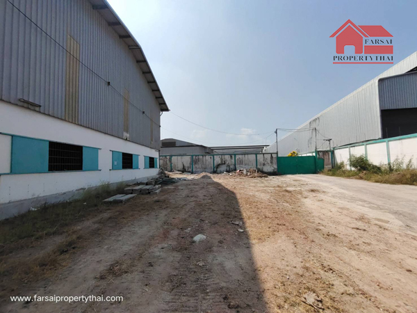 ให้เช่าอาคารโรงงาน/โกดังเนื้อที่ 5ไร่ พื้นที่ใช้สอย2,604ตร.ม ออฟฟิศ ไฟฟ้า 250 KVA ถนนพระราม 2 ก.ม 40 ราคาเช่า 300,000 บ/ด 