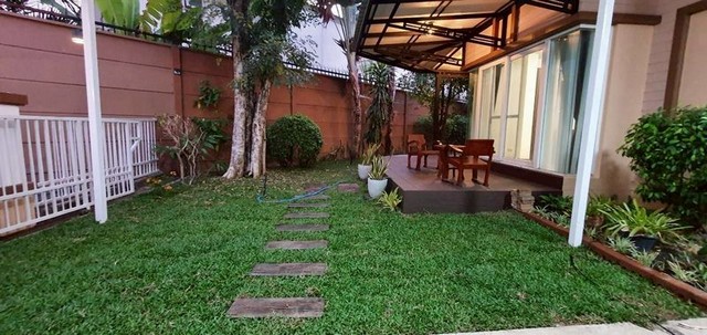 บ้านเดี่ยว 2 ชั้น พร้อมผู้เช่า ร่มรื่น โครงการ วรารมย์ สันกลาง สันกำแพง