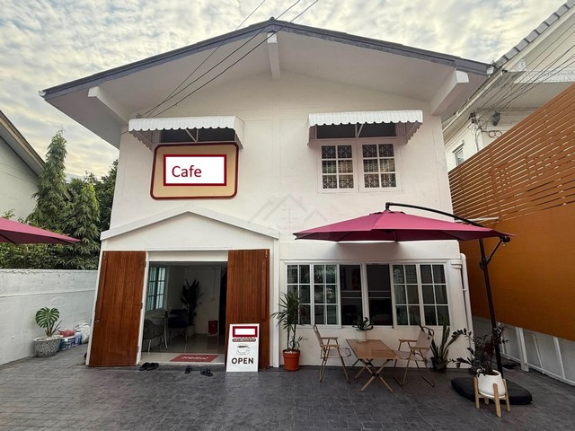 ขายบ้านเดี่ยว 2 ชั้น ติดถนนสุขุมวิท 105 (ลาซาล) ใกล้ bts แบริ่ง 1 กม. ทำเลทอง ทำเลธุรกิจ 