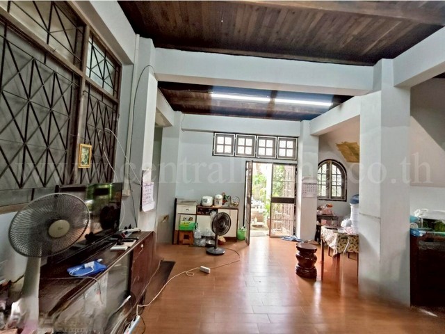 บ้านเดี่ยว 81 ตร.วา ซอยร่มประดู่ 1 บางพลี - สมุทรปราการ ราคาถูก