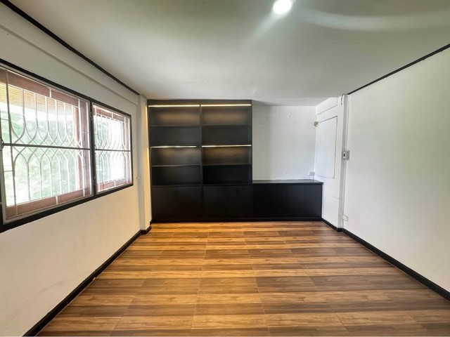 ให้เช่าบ้านเดี่ยวใกล้ แอร์พอร์ตลิ้งค์หัวหมาก สวนหลวง หมู่บ้านเมืองทอง 2 โครงการ 3  ซอยพัฒนาการ 53