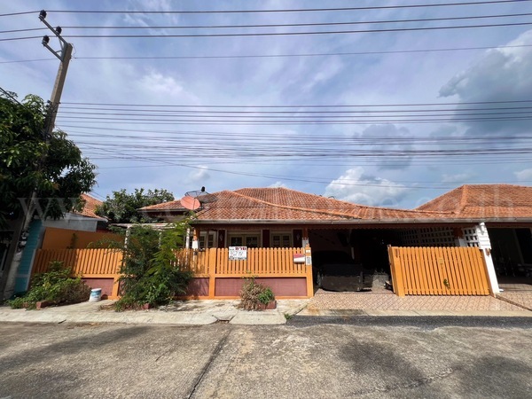 บ้านเดี่ยว 1 ชั้น หมู่บ้าน เสนากรีนวิลล์ รังสิต - คลองธัญบุรี 11