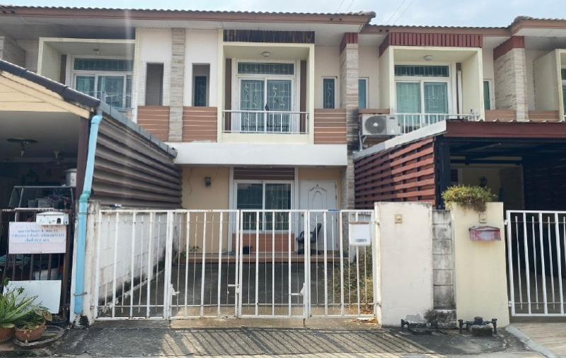 ขายทาวน์เฮ้าส์มือสอง อำเภอลาดหลุมแก้ว จังหวัดปทุมธานี โครงการ พาร์ค วิลเลจ 4 สารสาสน์-ราชพฤกษ์