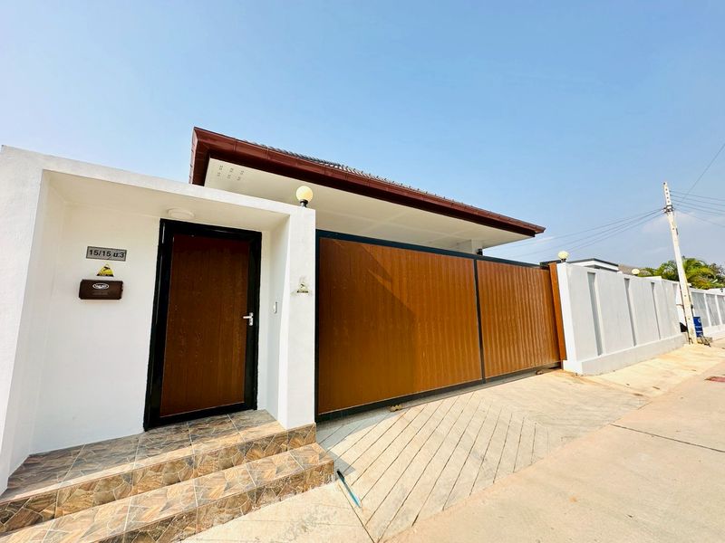 บ้านสวยตกแต่งพร้อมอยู่  บ้านเดี่ยวพร้อมสระว่ายน้ำส่วนตัว  โป่งมาบประชัน