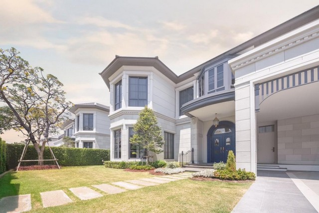 ขายบ้านเดี่ยว 2 ชั้น 154.70 ตรว. โครงการนาราสิริ กรุงเทพกรีฑา ถนนศรีนครินทร์-ร่มเกล้า กรุงเทพกรีฑาตัดใหม่