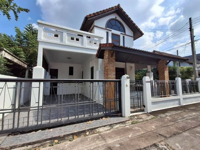 บ้านเดี่ยวหลังริม ให้เช่า ในโครงการเทอเรสฮิลล์ ศรีราชา ชลบุรี FP-H0746 