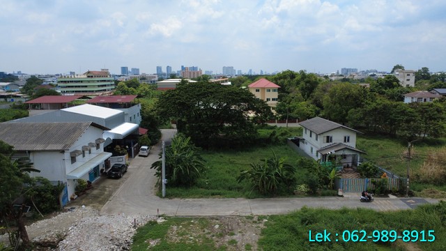 ขายที่ดิน สุขุมวิท77  ประเวศ ซอย อ่อนนุช 66  เนื้อที่180 ตรว. แปลงมุม รูปแปลงสวย