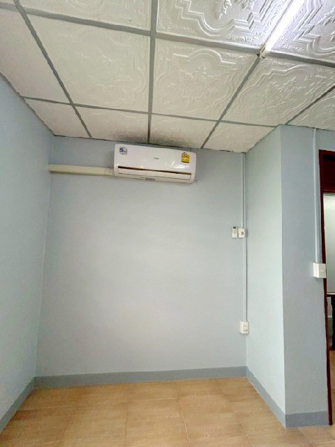 ม.เกษมบัณฑิต ร่มเกล้า 100 ม. MRT มีนบุรี 1กม. ขาย-ให้เช่า ทาวน์เฮาส์ 2 ชั้น 20 ตร.วา. 160 ตร.ม.ร3 นอน 2 น้ำ ตลาดมีนบุรี 1 1.6 กม